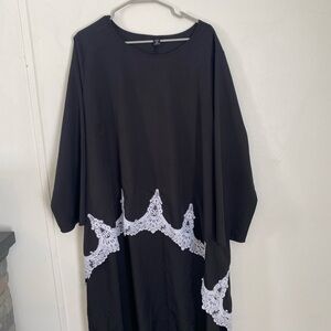 SHEIN Black and White Lace Trim Top